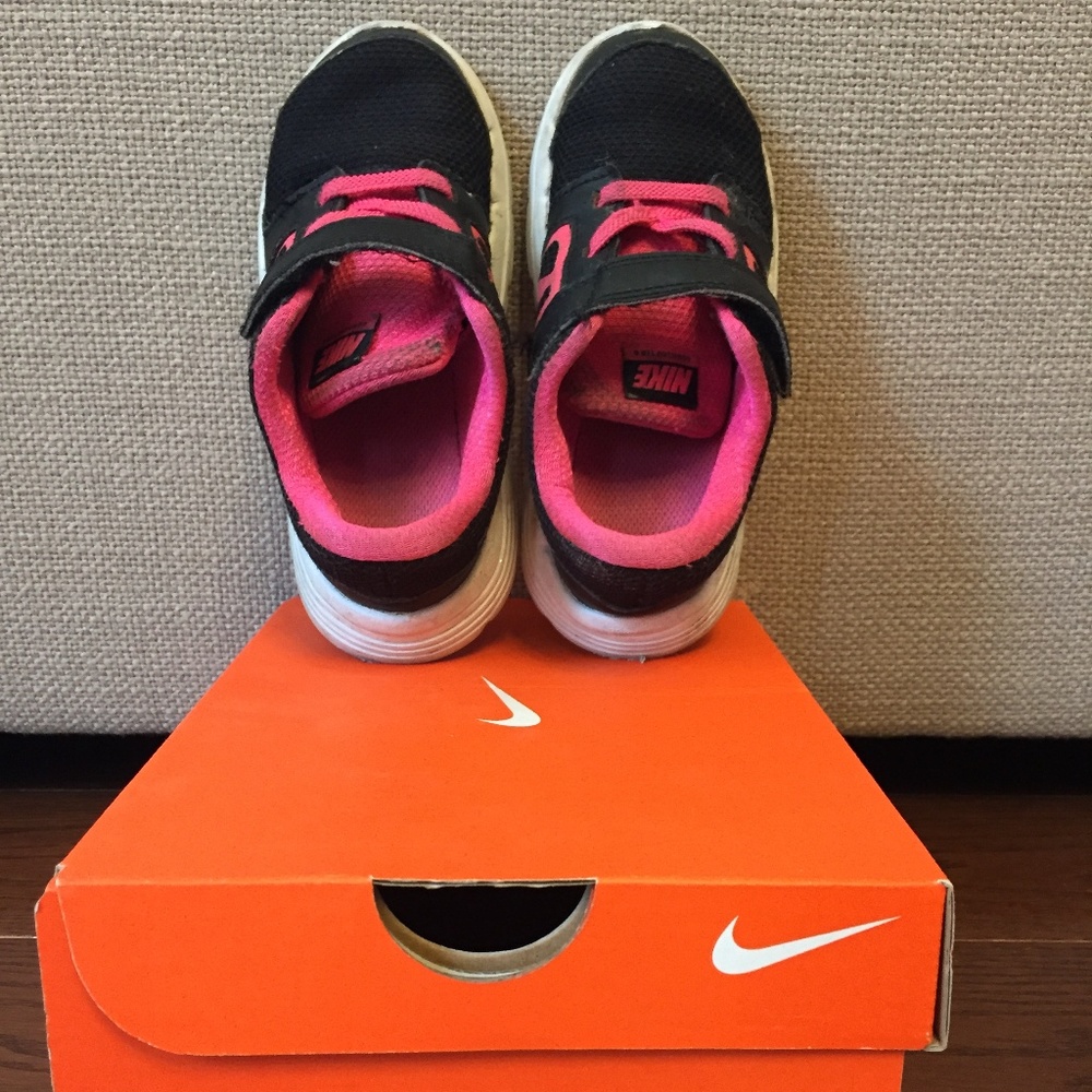 Nike Downshifter Sneakers Black HyperPink White